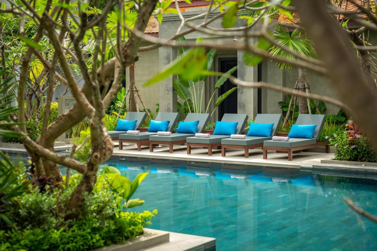 Eightfold Urban Resort Siem Reap Exterior photo The swimming pool at the hotel