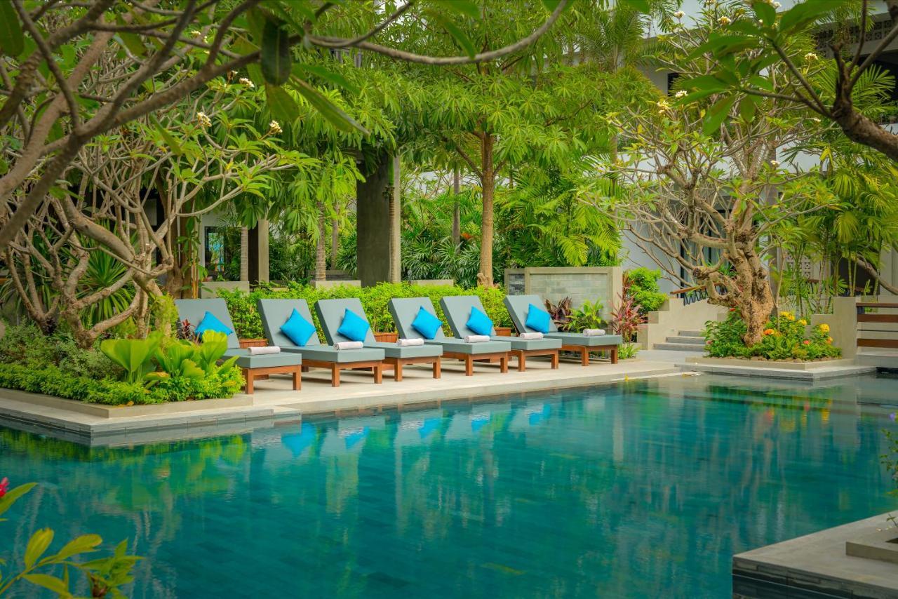 Eightfold Urban Resort Siem Reap Exterior photo The swimming pool at The Sukhothai